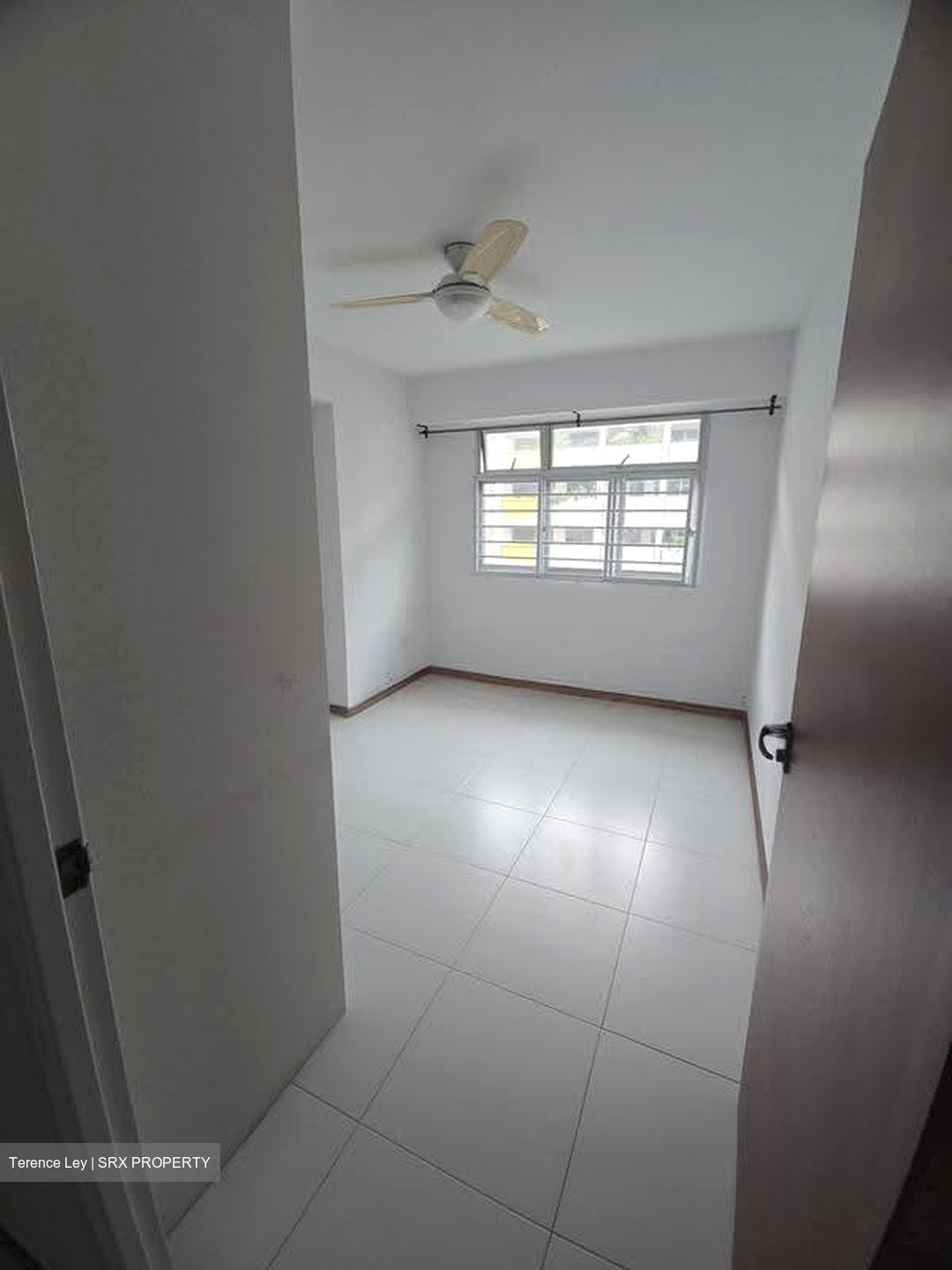 Blk 428B Floral Spring @ Yishun (Yishun), HDB 4 Rooms #622523361